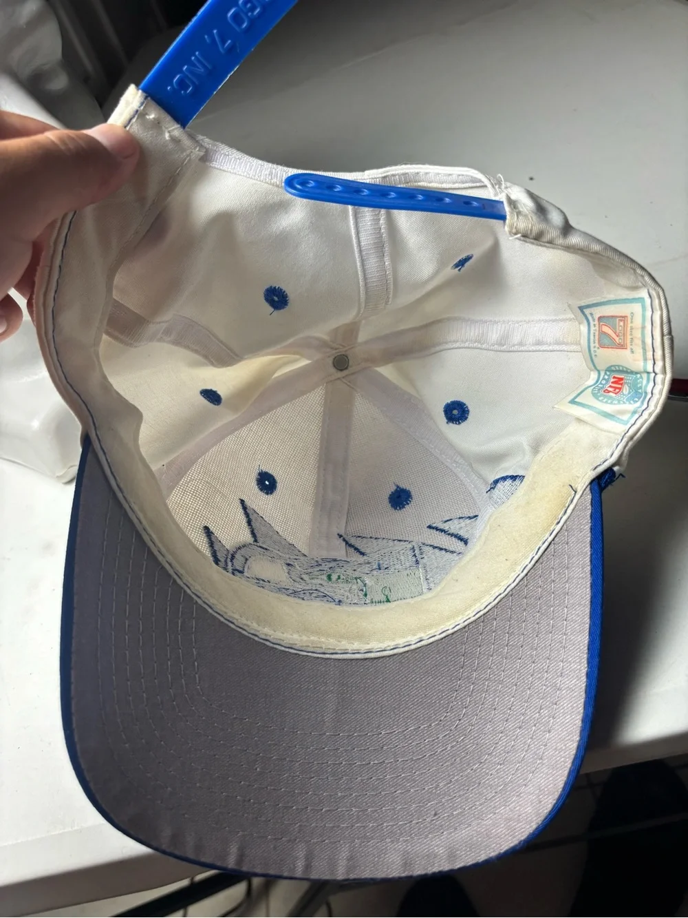 Vintage 90’s Logo 7 NFL Seattle Seahawks Sharktooth Snapback Hat Rare